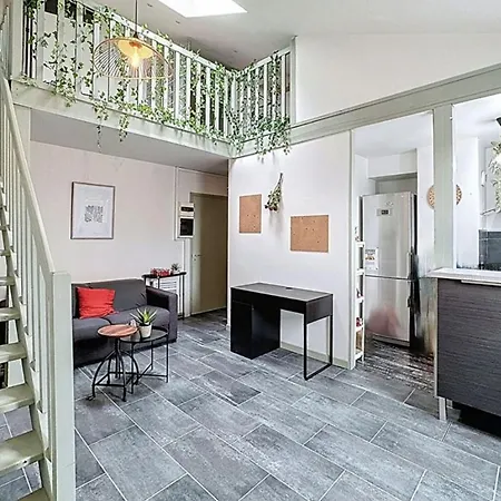 Appartement Tout Equipe Central Apartament Nanterre